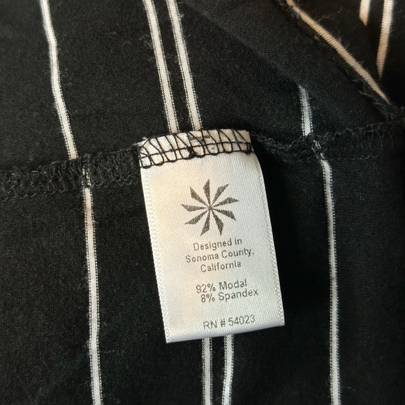 Athleta Women’s Classic Striped Sleeveless Maxi Dress Size Medium - Picture 8 of 9